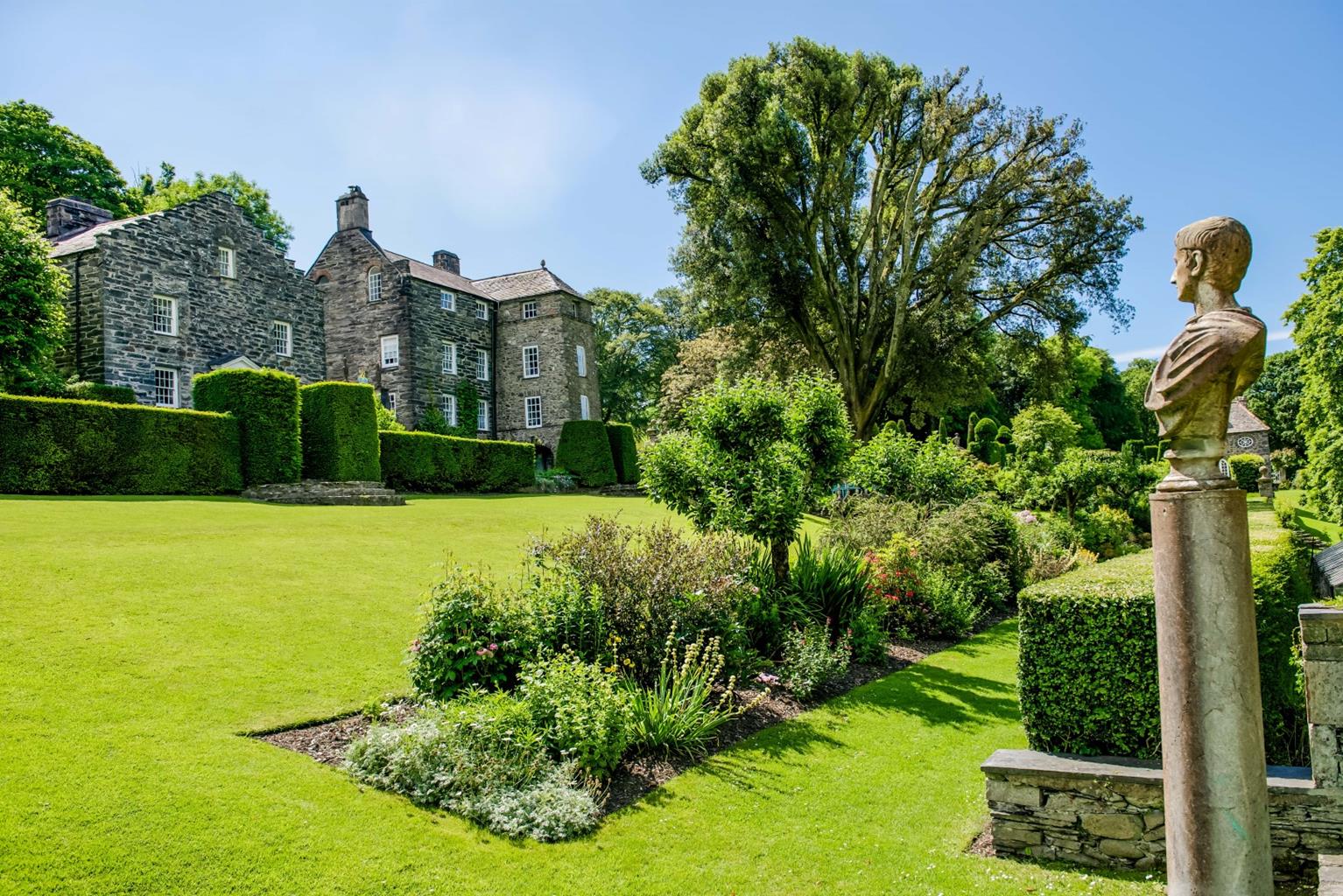 Gardens & Historic Houses